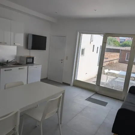 Sam Venture's 3-bedroom House *