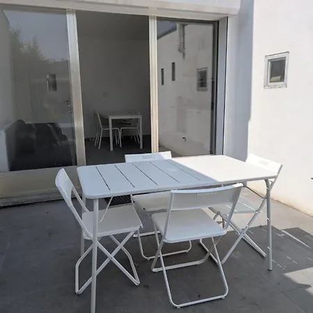 Sam Venture's 3-bedroom House Holiday home Mons